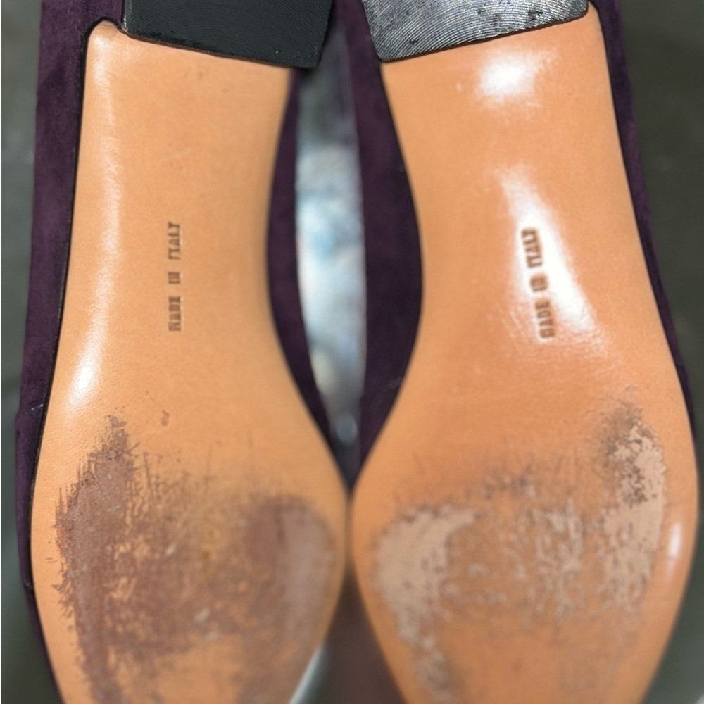 Salvatore Ferragamo Small Heeled Loafers, Size 9 - Picture 6 of 6